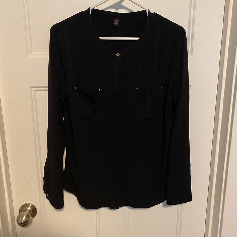 Black Flowy button up size L